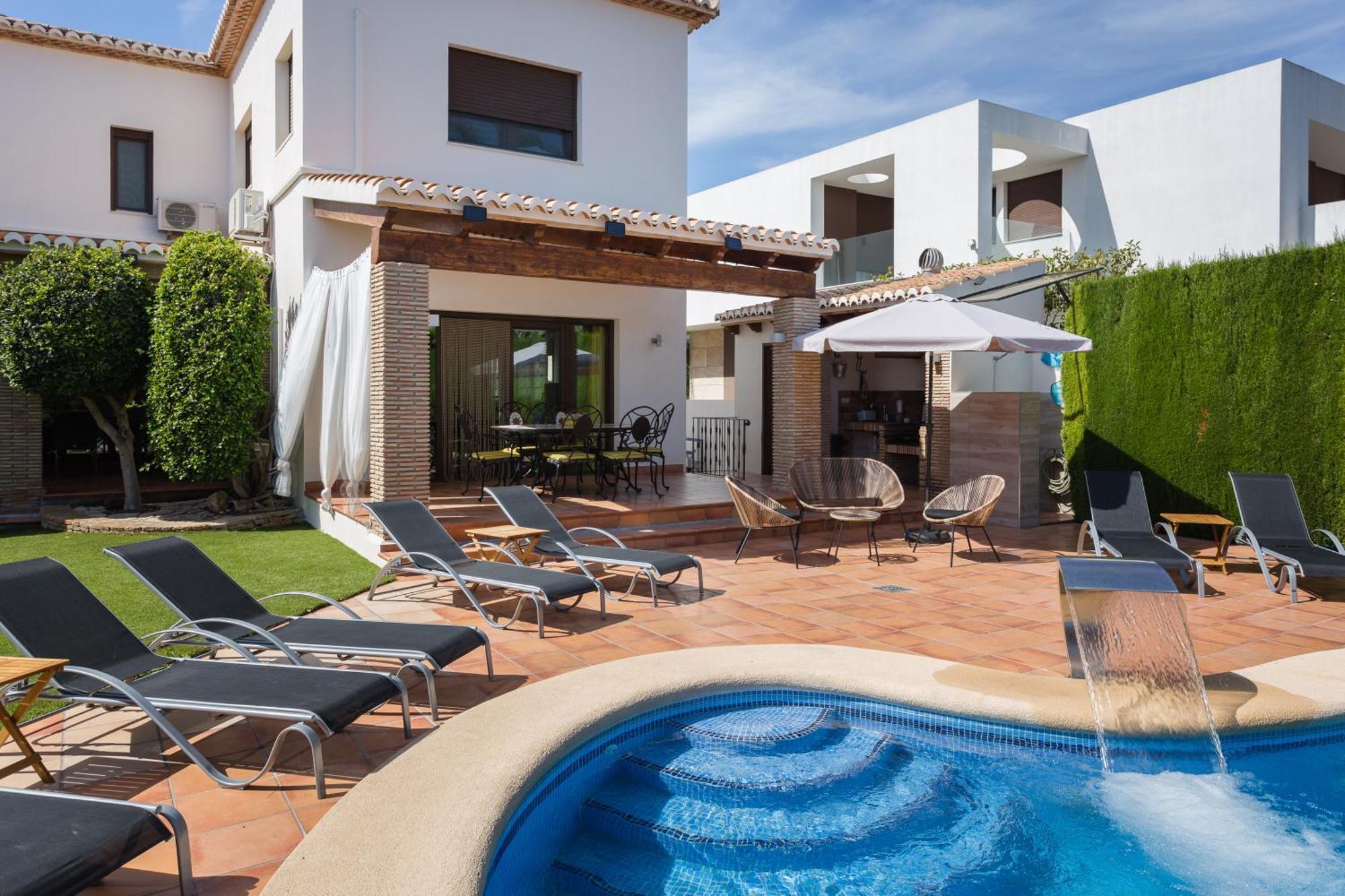 Resort Villa Luny 간디아 외부 사진